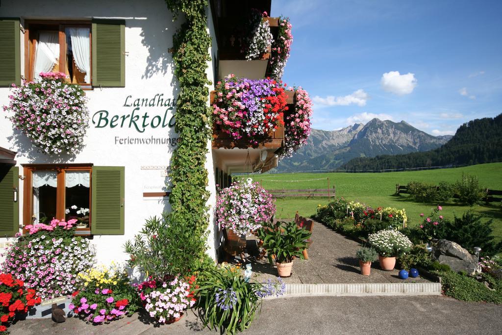 Landhaus Berktold Obermaiselstein Exterior photo